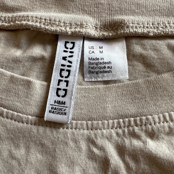 Top - Picture 2 of 3